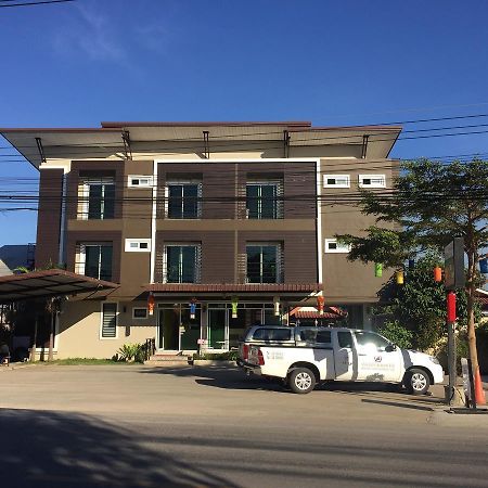 Aparthotel Bansappoori Lamphun Esterno foto