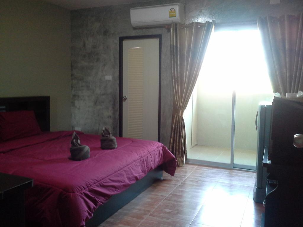 Aparthotel Bansappoori Lamphun Esterno foto