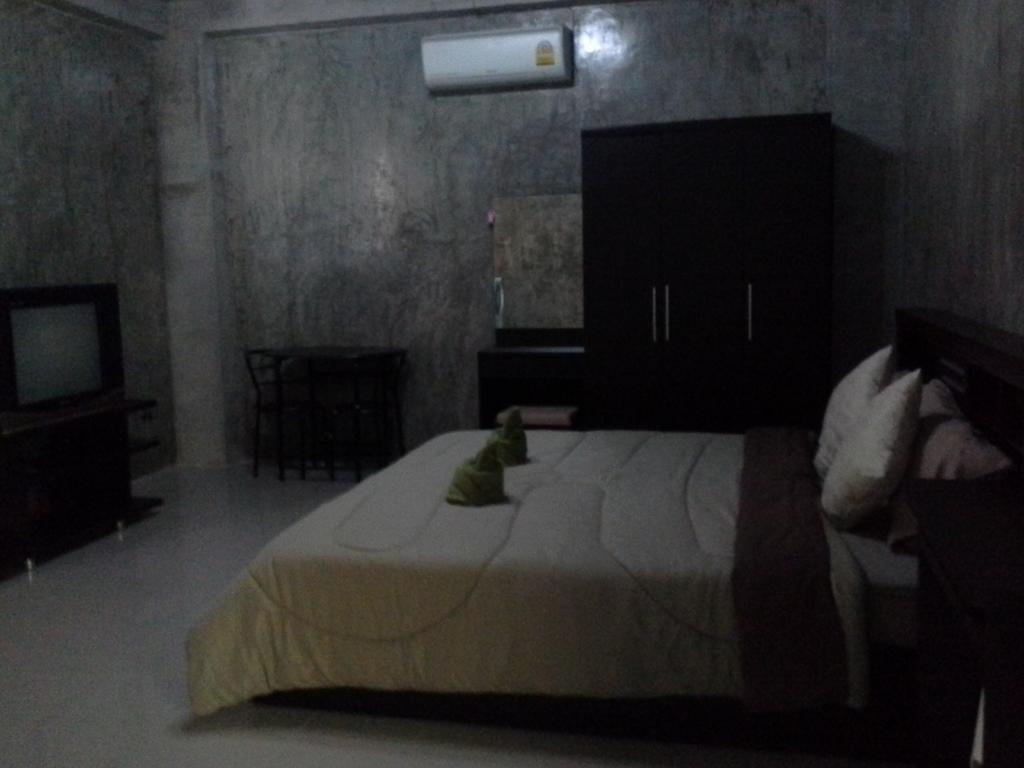 Aparthotel Bansappoori Lamphun Esterno foto