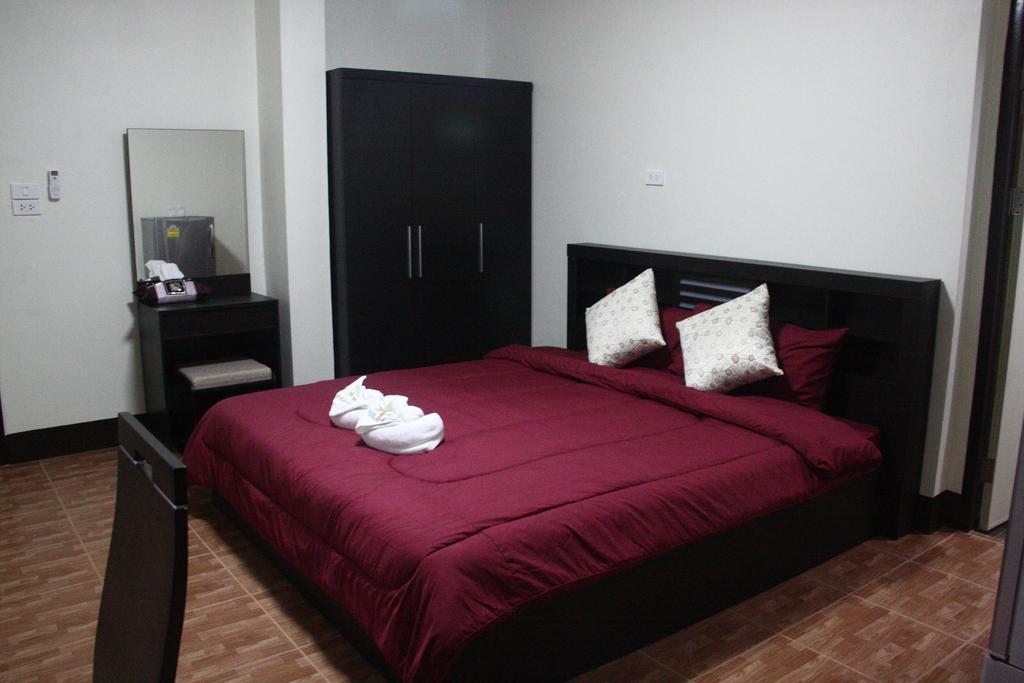 Aparthotel Bansappoori Lamphun Esterno foto