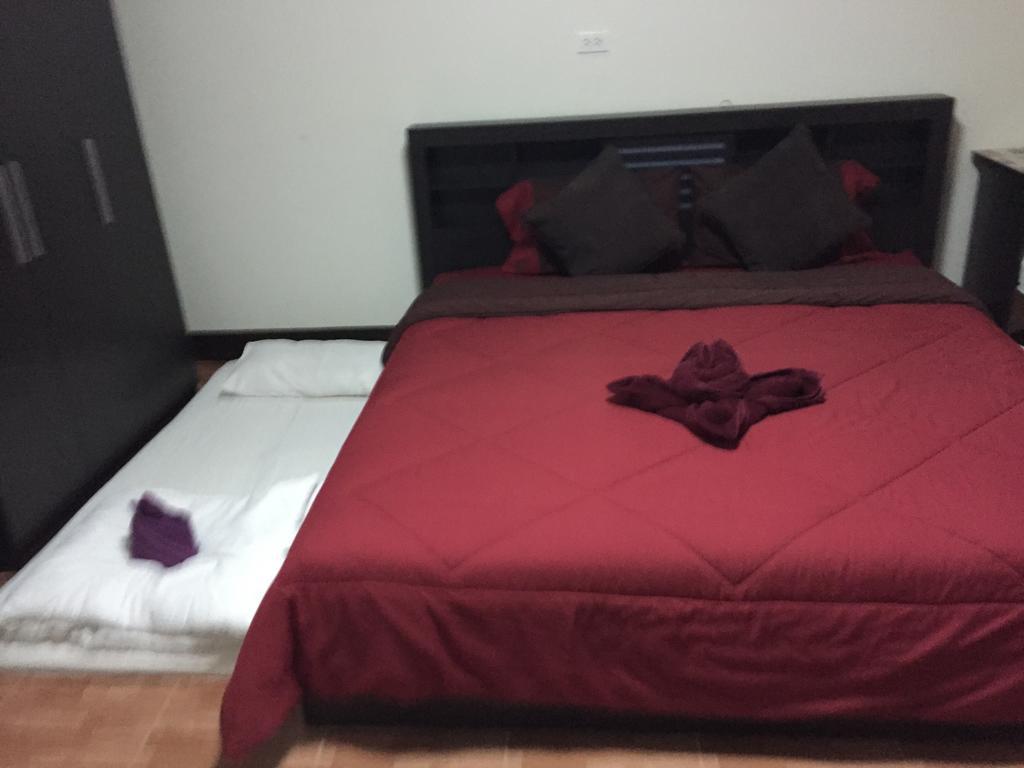 Aparthotel Bansappoori Lamphun Esterno foto